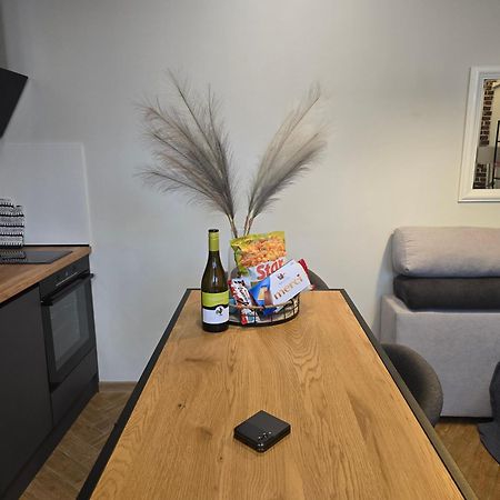 The Atelier Appartement Burgas Stad Buitenkant foto